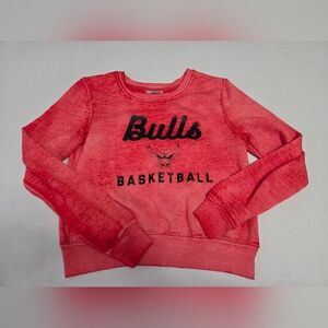 NBA Womens Red Chicago Bulls Sweatshirt EUC size M